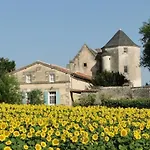 度假居 Du Chateau De Pernan Avy